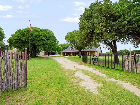 2nd image of 7922 County Road 229
