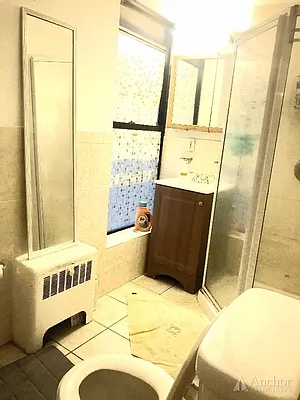 Rented by Anchor Associates | media 19