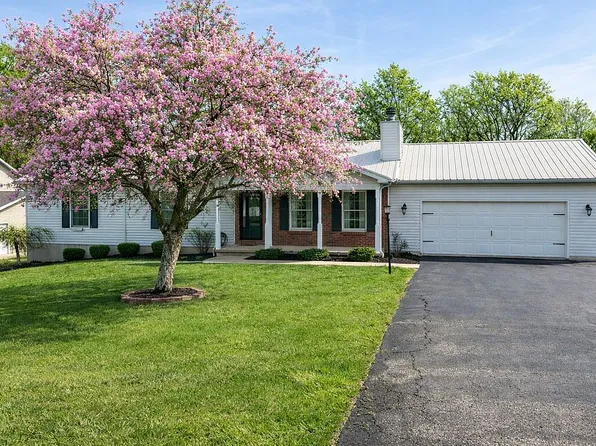 3922 Litho Ln, Zanesville, OH 43701