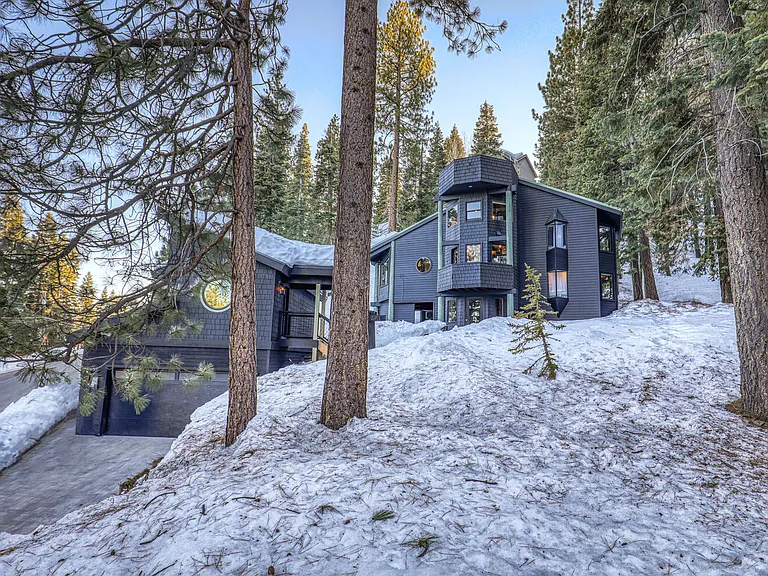 10594 Snowshoe Cir — Photo 64