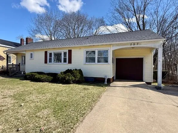 557 Ely St, Allegan, MI 49010