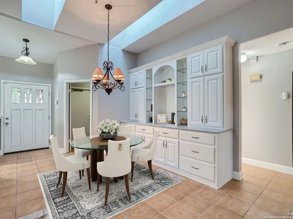 9447 GREENS PT, San Antonio, TX 78250