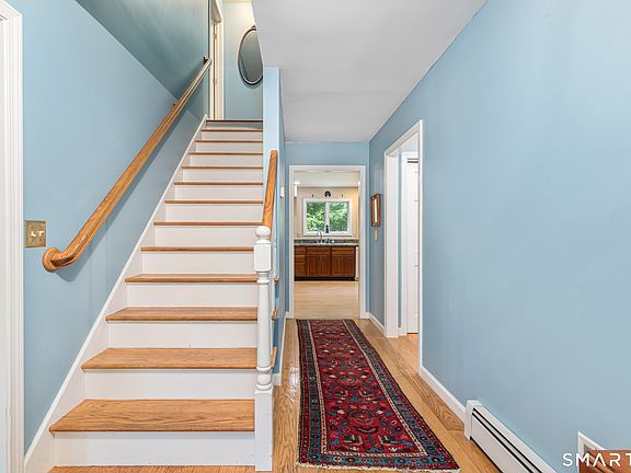4th image of 130 Charles Lane