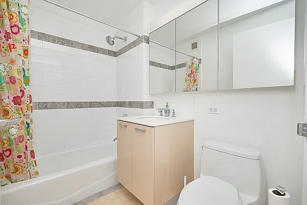 Sold by Keller Williams NYC | media 17