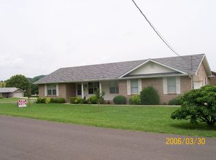 209 Helton St, Kodak, TN 37764