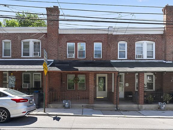 2nd image of 3840 Dennison Ave