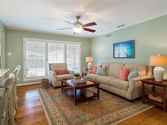 4th image of 734 Newberry Dr