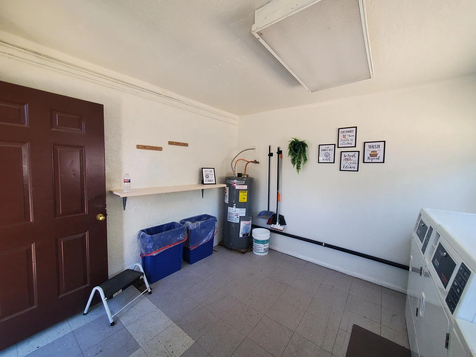 2 bed, 800 sqft, $1,250 — Photo 2