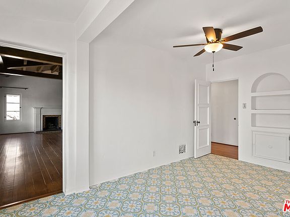 5th image of 144 S Detroit St #146