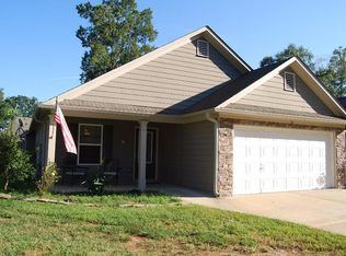 13 Chimney Springs Dr, Cartersville, GA 30120