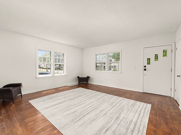 3rd image of 259 Jackson St