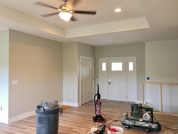 Trayed Ceiling 