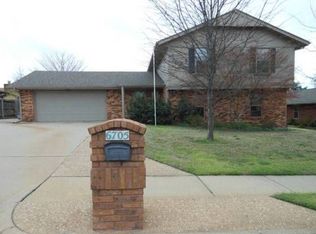6705 Dover Ct, Bartlesville, OK 74006