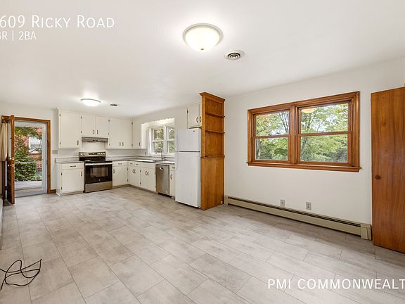 2nd image of 1609 Ricky Rd