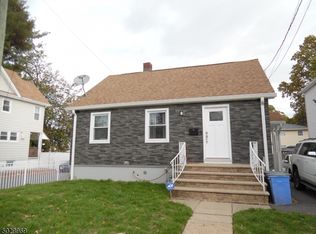 1041 Grove St, Elizabeth, NJ 07202