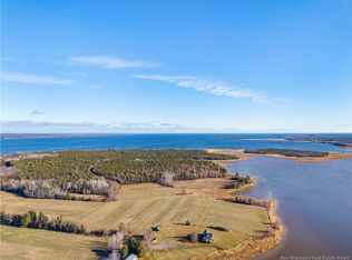 180 Murdock Rd, Chatham, NB E1N 5A2