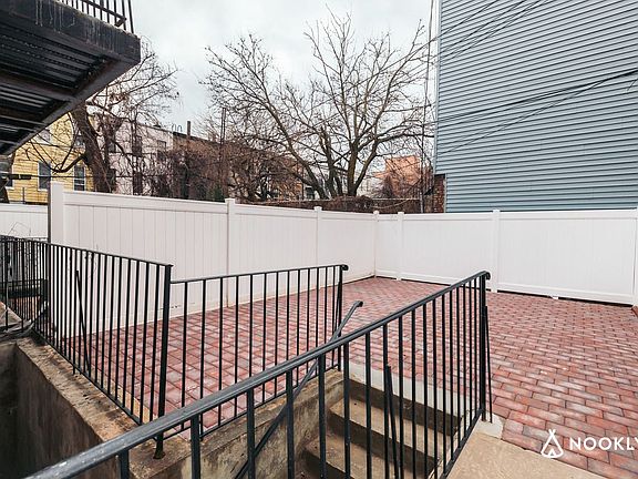 5th image of 496 Central Ave #1