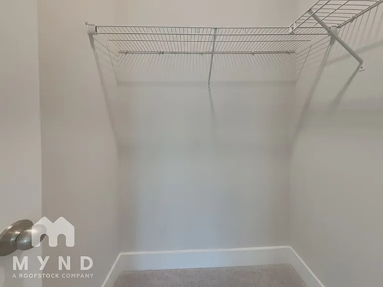 1273 Windmill Pkwy — Photo 23