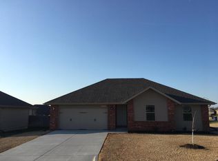 5532 W Yew St, Springfield, MO 65802