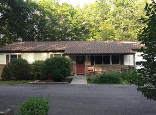 1155 Overlook Ct, Saylorsburg, PA 18353