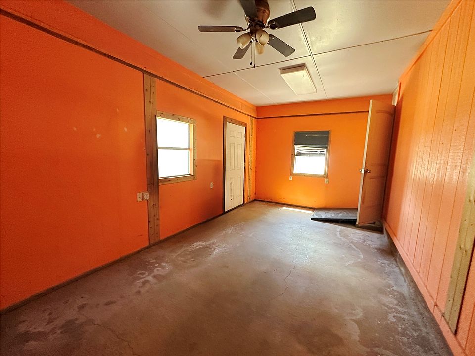 13th image of 4602 Milburn Rd