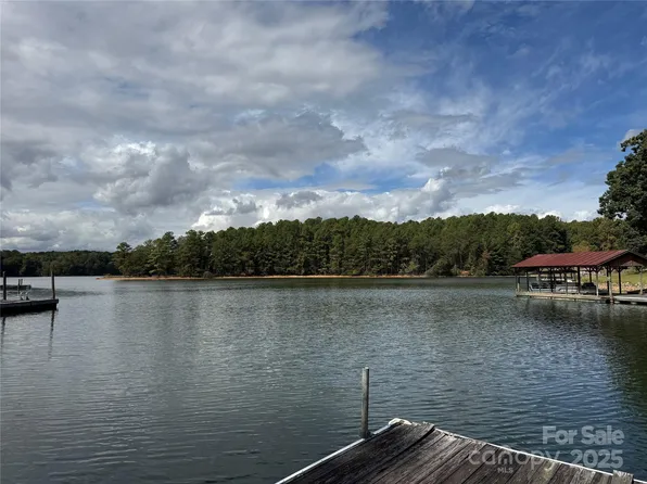 175 Abington Ln, Troutman, NC 28166