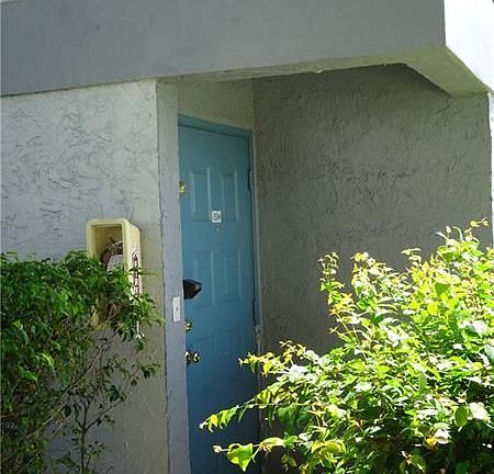 3rd image of 2737 S Oakland Forest Dr APT 204