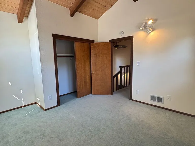 36 Meadow Lakes Dr — Photo 8