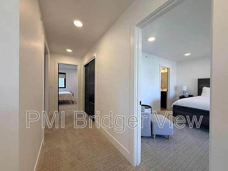315 W Peach St #1 — Photo 22