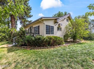 11606 Gilbert Rd, Yakima, WA 98903