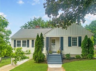 94 High St, Wallingford, CT 06492