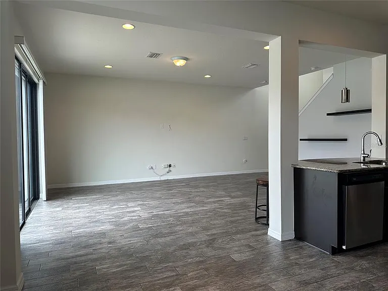 4515 Savannah Holly Pl — Photo 5