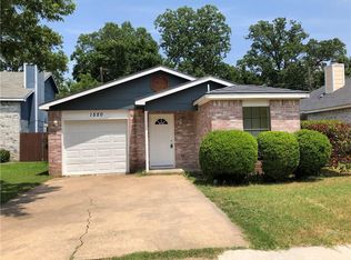 1520 Hux Ct, Irving, TX 75060