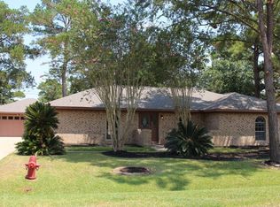 3829 Hansen Dr, Dickinson, TX 77539