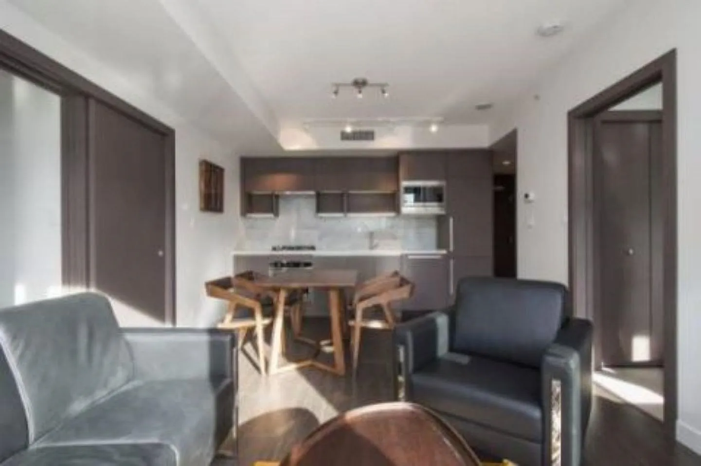 1 bed, 529 sqft, $2,990 — Photo 4