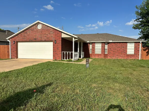 2143 S 9th St, Rogers, AR 72758