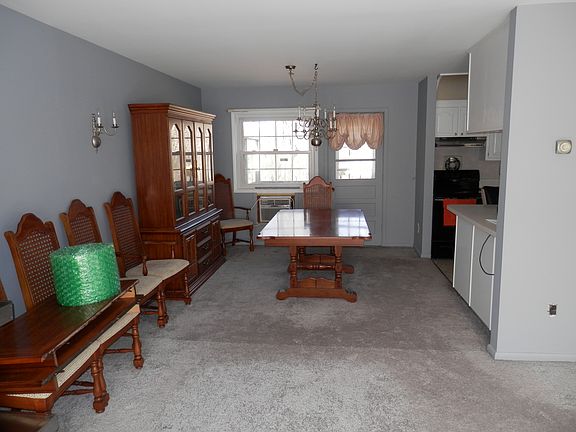 2nd image of 71 Steiner Dr