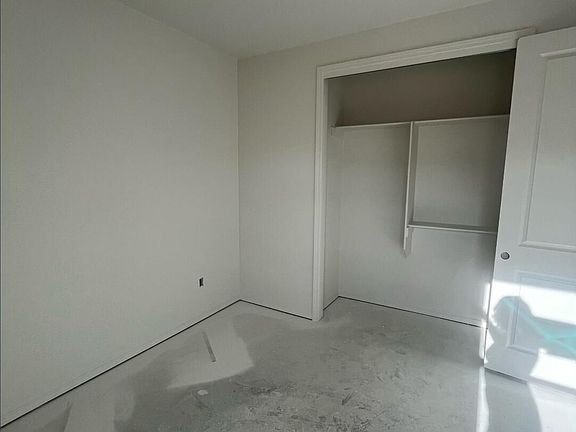 4th image of 2724 Seaforth Circle Rio