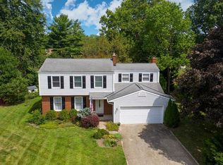 236 Oak Hill Dr, Westerville, OH 43081