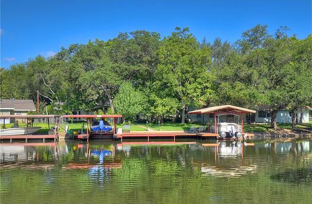 1st image of 411 Oleander Dr