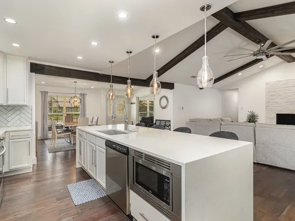 2714 Peach Tree Dr, Carrollton, TX 75006
