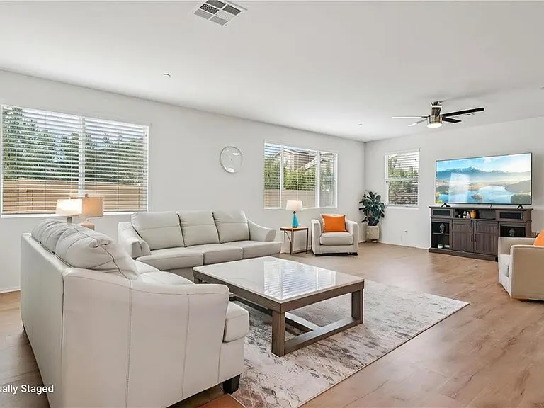7153 Gypsum Dr — Photo 4