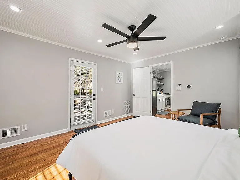619C S Peachtree St NW — Photo 9