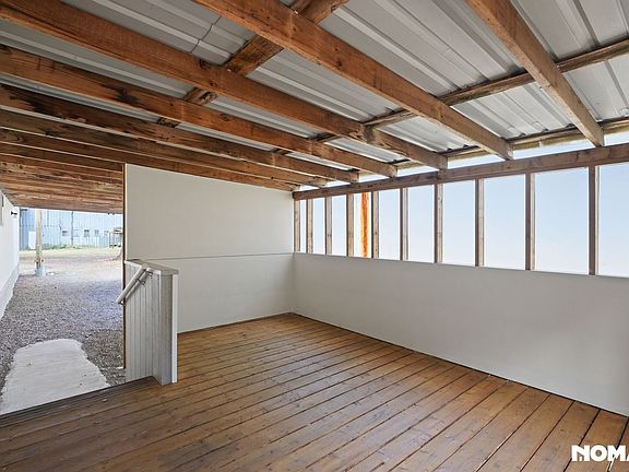 5th image of 35390 SE Bluff Rd Space 3