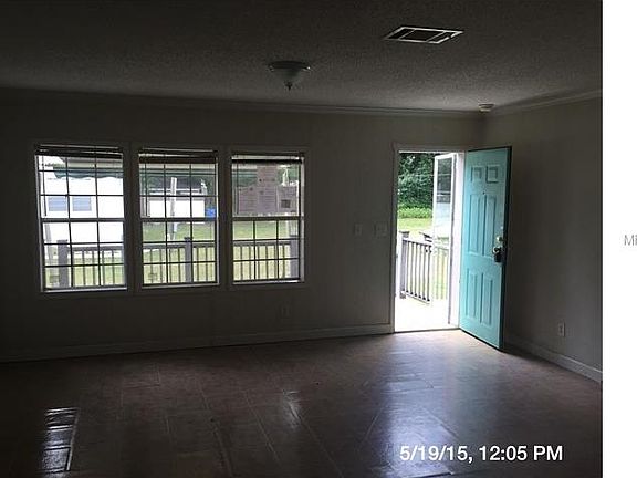 4th image of 10338 Main St