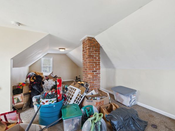 manchester-new-hampshire-95345048 picture