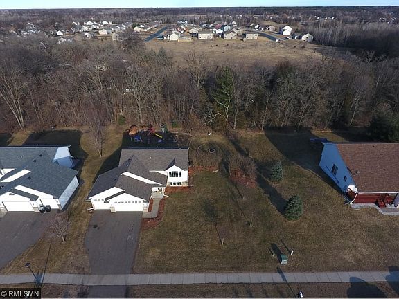 3rd image of 23393 Ivywood St NW