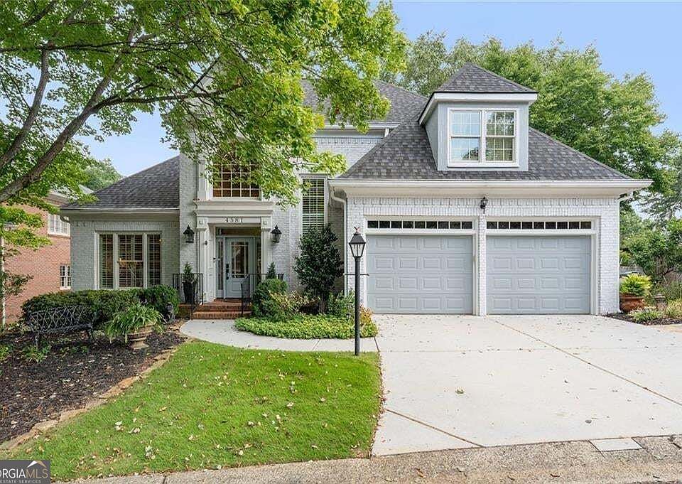 1st image of 4581 Fountain Dr NE