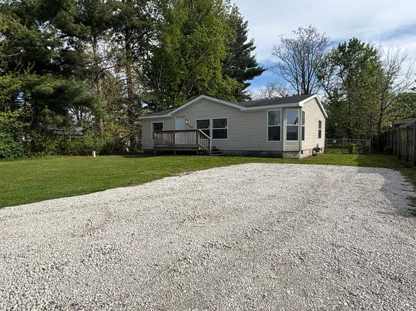 234 W Young St, Hanna, IN 46340