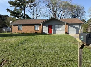 22173 Ewell St, Athens, AL 35613